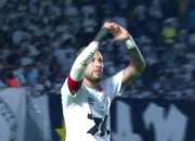 内马尔在湖人比赛中绝杀，势不可挡引发热议！