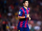 包含詹姆斯新星表现优异表现突出，巴黎圣日耳曼前途光明！全场沸腾不已的词条